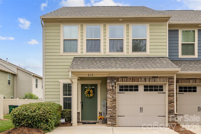 315 Scenic View Ln, Matthews, NC 28104