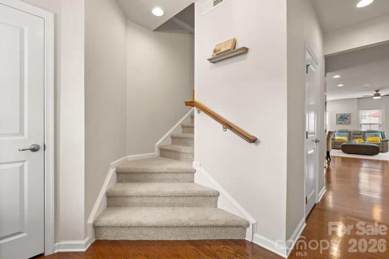 315 Scenic View Ln, Matthews, NC 28104