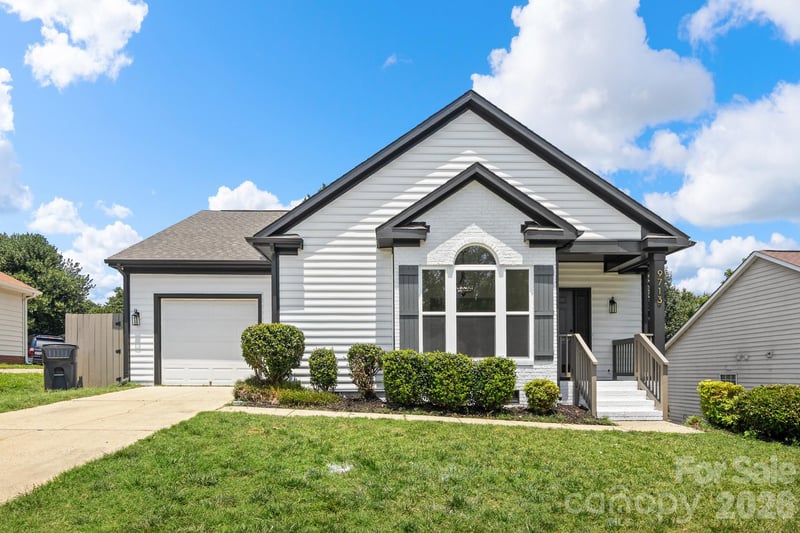 9713 Pernell Ln, Charlotte, NC 28213