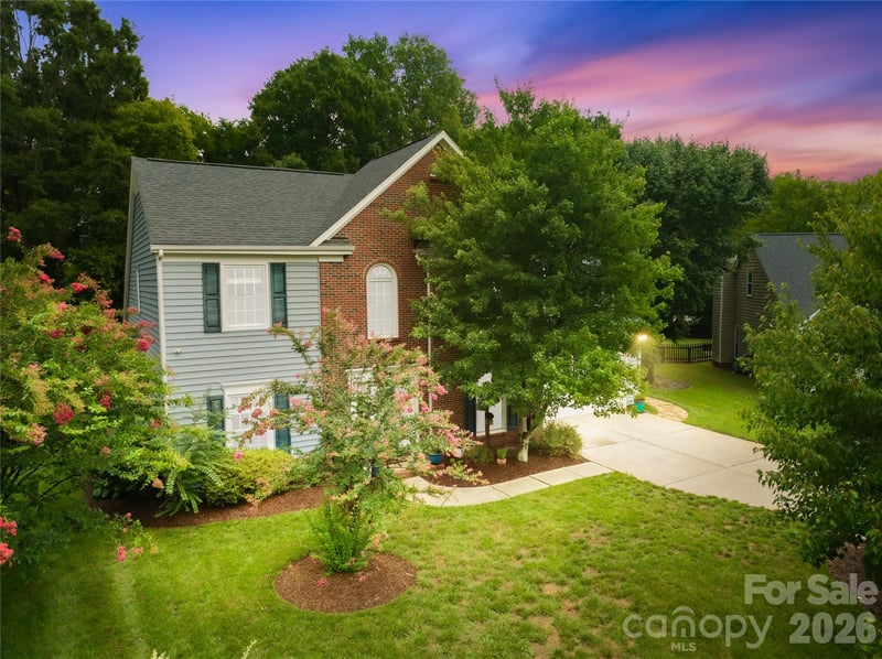 1363 Yorkshire Pl, Concord, NC 28027