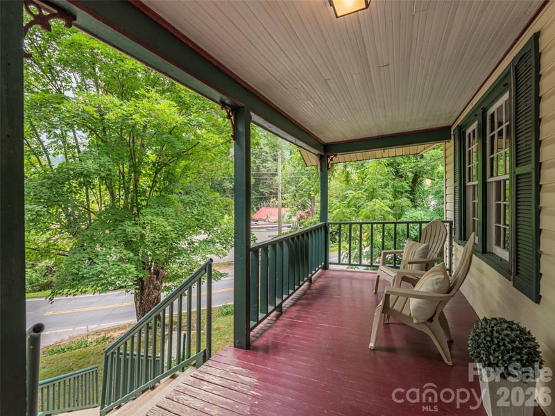 5249 Old Clyde Rd, Clyde, NC 28721