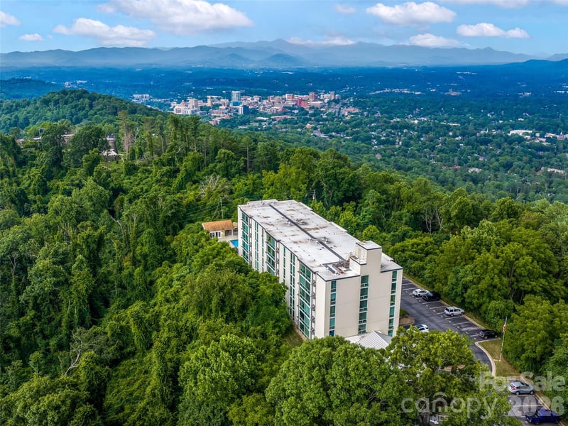 647 Town Mountain Rd #309, Asheville, NC 28804