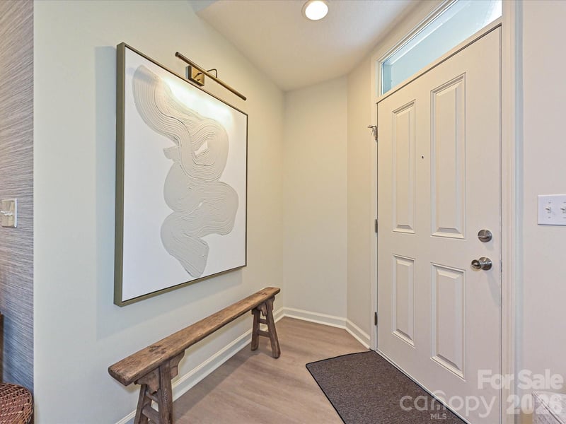 3520 Bank Ct, Matthews, NC 28105