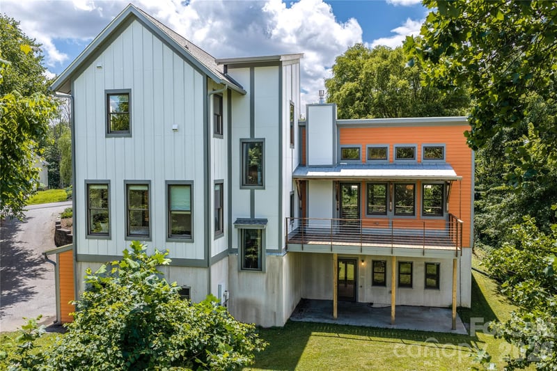 31 Grey River Rn, Woodfin, NC 28804