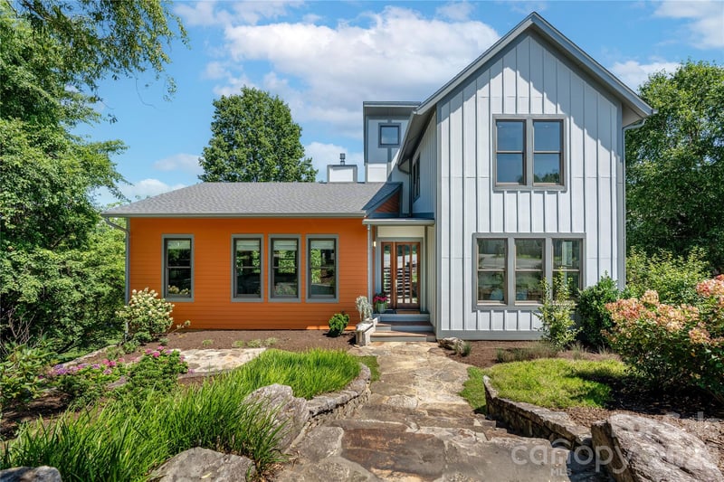 31 Grey River Rn, Woodfin, NC 28804