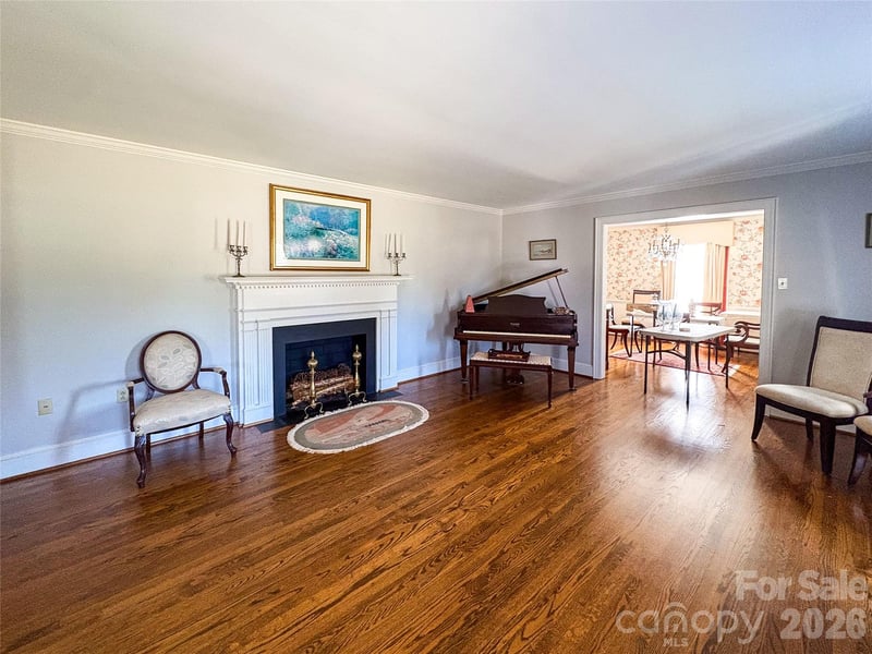 412 Ridgeway Ave, Statesville, NC 28677