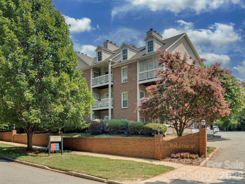 301 Queens Rd #105, Charlotte, NC 28204