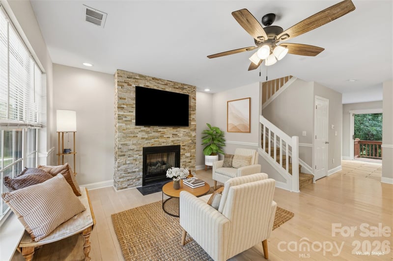 316 Wilkes Place Dr, Fort Mill, SC 29715