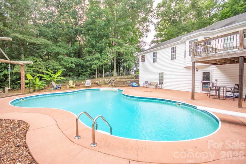 588 Abbeydale Rd, Harmony, NC 28634