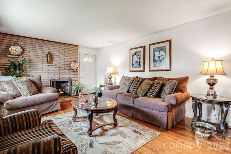 4 Brad St, Asheville, NC 28803