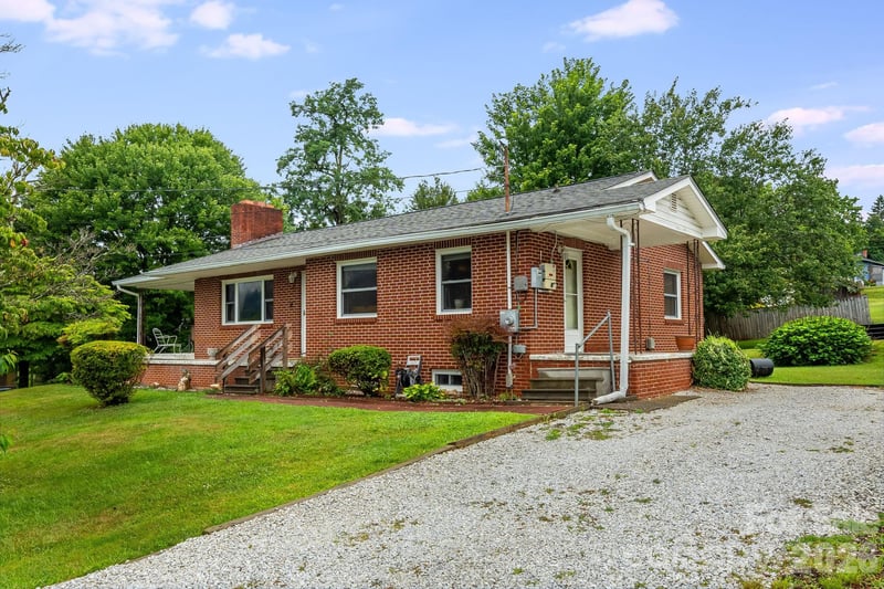 4 Brad St, Asheville, NC 28803