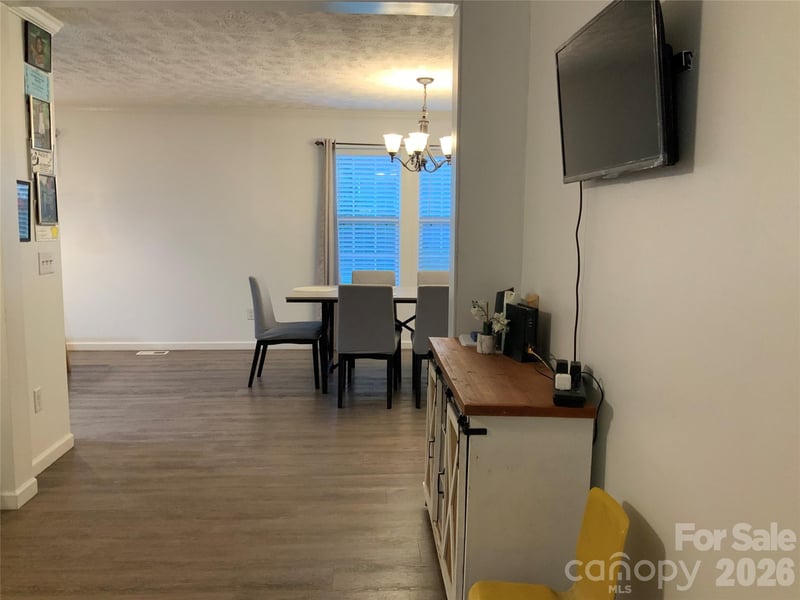 129 Concord Rd, Asheville, NC 28803