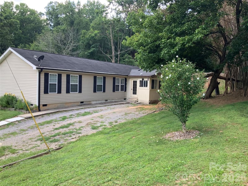 129 Concord Rd, Asheville, NC 28803