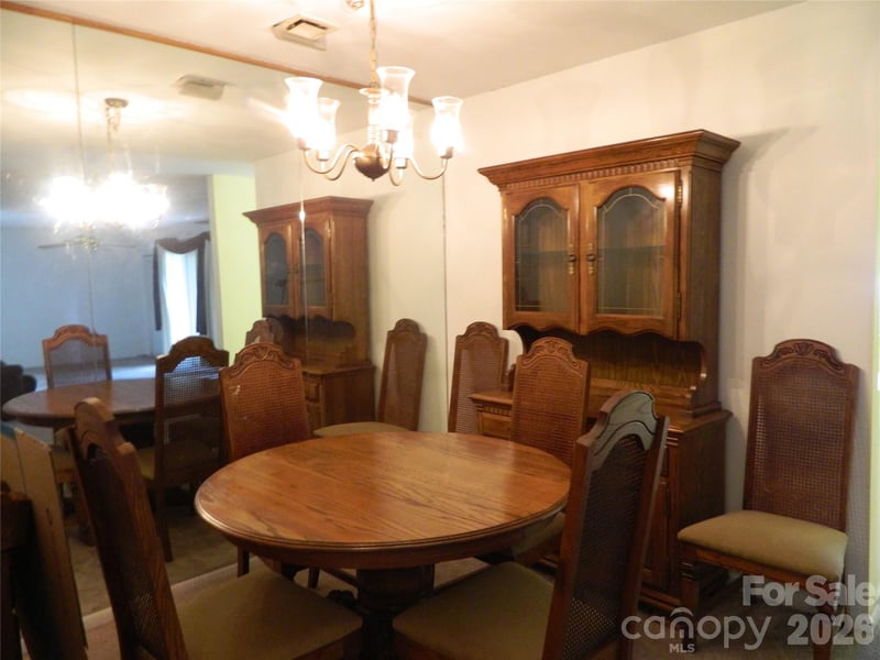 4902 Spring Lake Dr, Charlotte, NC 28212