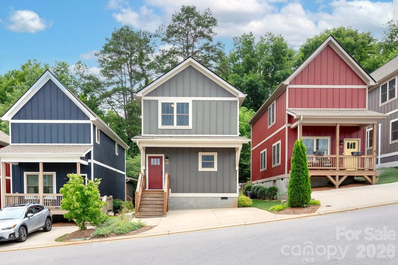 60 Wheeler Rd, Weaverville, NC 28787