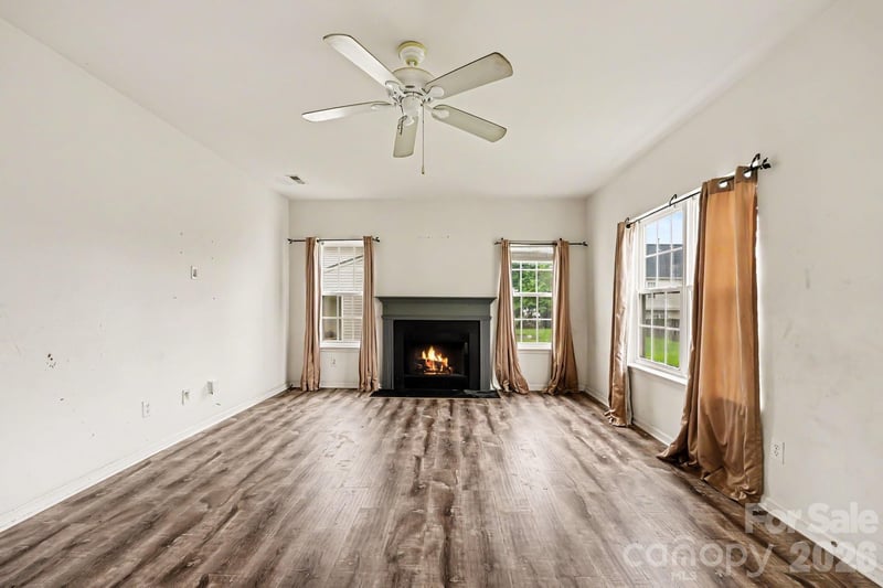 3527 Mallory Taylor Ln, Charlotte, NC 28216