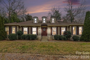 123 Old Bell Rd, Charlotte, NC 28270