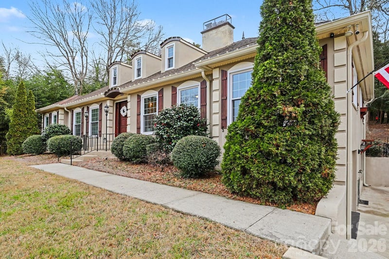 123 Old Bell Rd, Charlotte, NC 28270