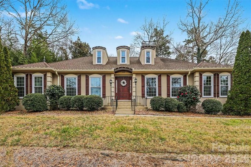 123 Old Bell Rd, Charlotte, NC 28270