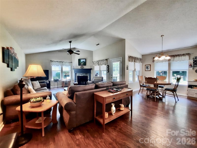 208 Snowy Egret Way, Hendersonville, NC 28792