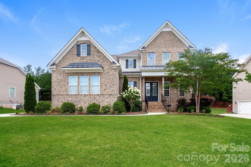 205 Centurion Ln, Mount Holly, NC 28120