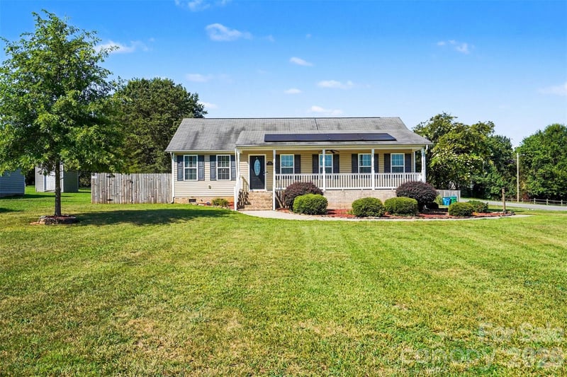 5312 Willow Run Dr, Monroe, NC 28110