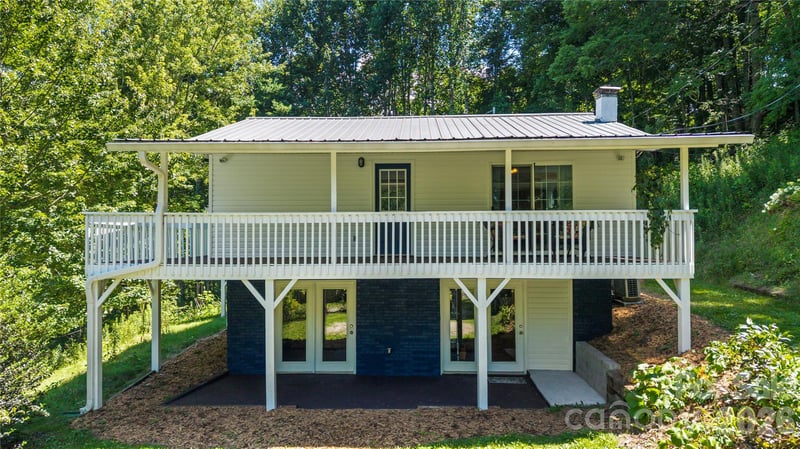 2879 Chandler Creek Rd, Mars Hill, NC 28754