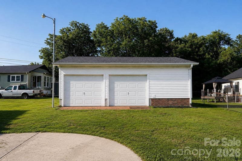 201 27th St, Kannapolis, NC 28083