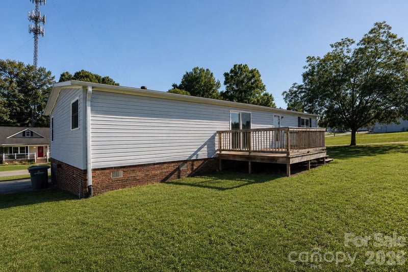 201 27th St, Kannapolis, NC 28083
