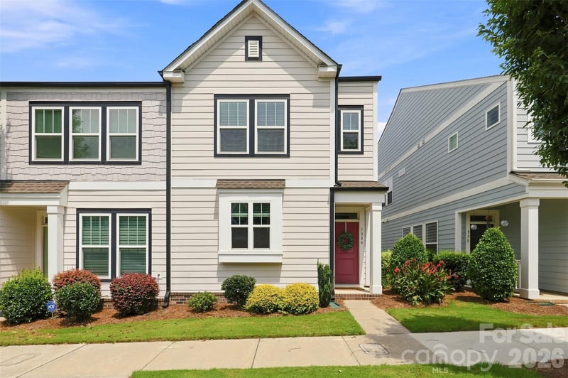 1004 Lyndon Station Dr, Pineville, NC 28134