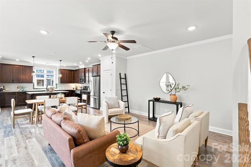 1004 Lyndon Station Dr, Pineville, NC 28134