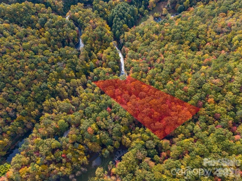 99999 Caddis Ln #91, Horse Shoe, NC 28742