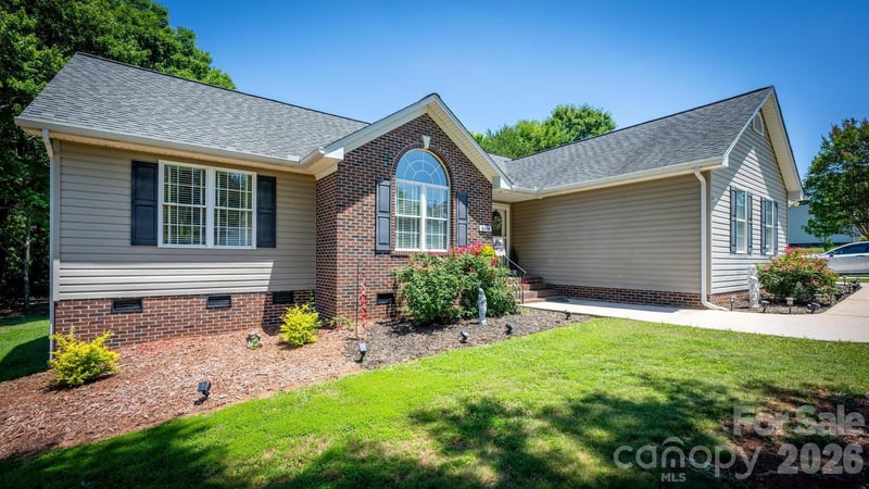 6479 Ameba Ln, Denver, NC 28037