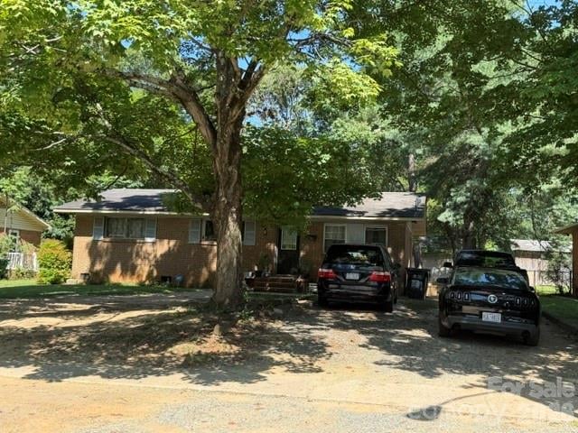 1131 Echo Glen Rd, Charlotte, NC 28213