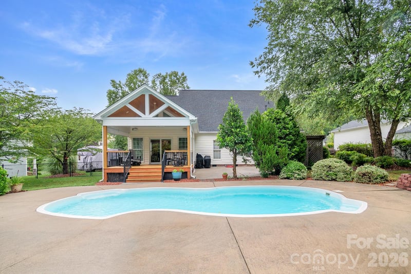 209 Southfork Ln, Belmont, NC 28012