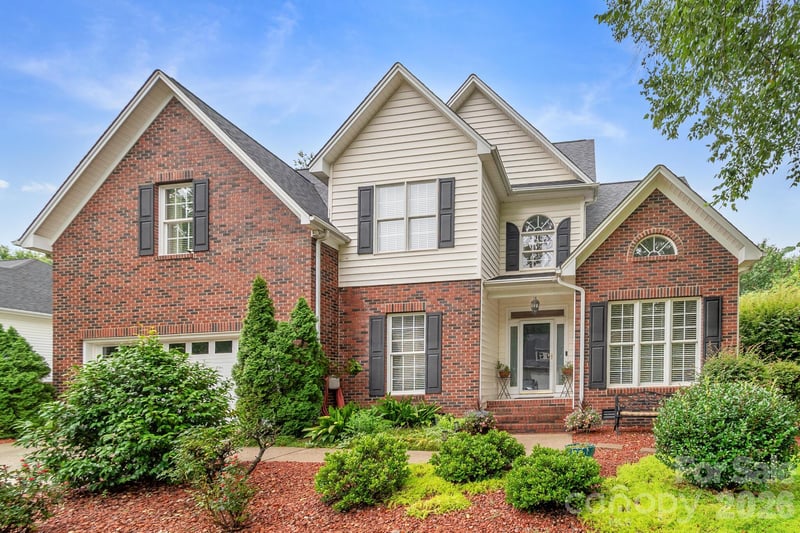 209 Southfork Ln, Belmont, NC 28012