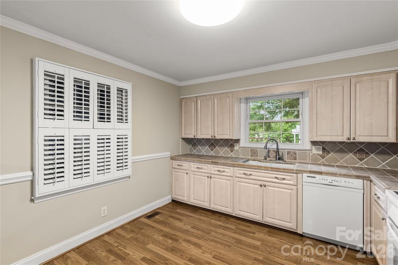 2596 Kirkover Dr, Lancaster, SC 29720