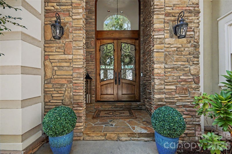 21300 Blakely Shores Dr, Cornelius, NC 28031