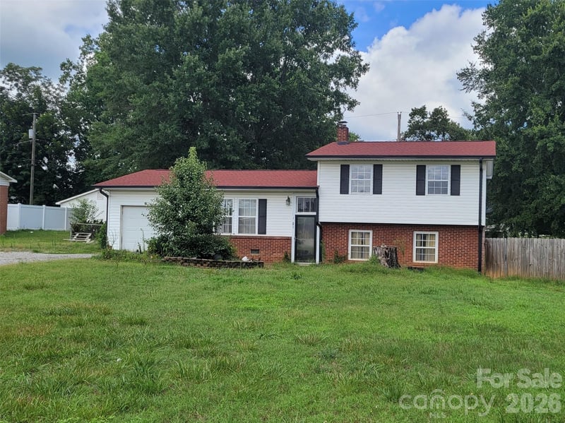 1009 Church St, Cherryville, NC 28021