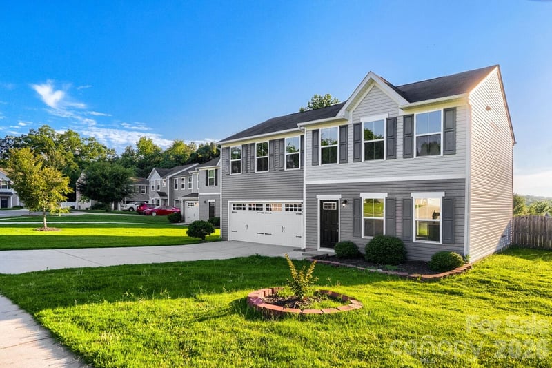 2394 Everton Cir, Concord, NC 28025