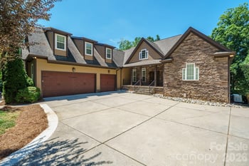 4412 Lake Forest Rd, Denver, NC 28037