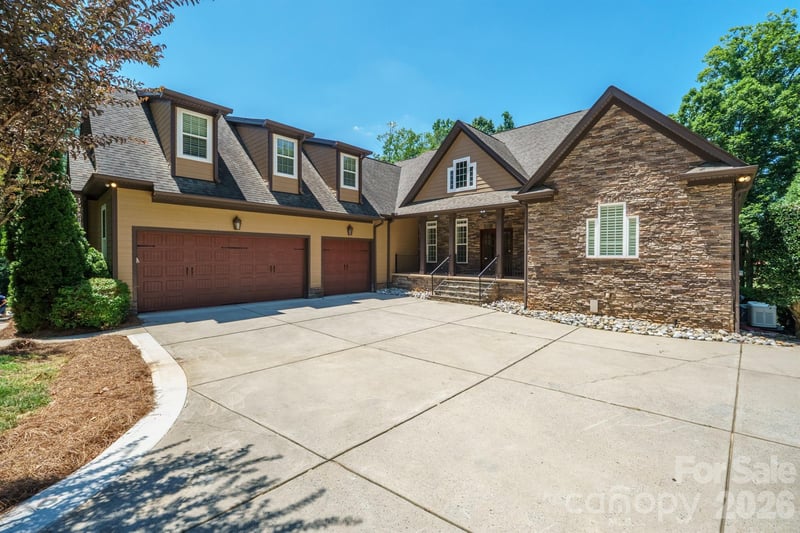 4412 Lake Forest Rd, Denver, NC 28037