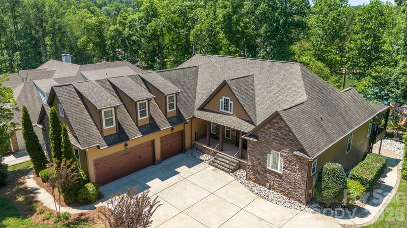 4412 Lake Forest Rd, Denver, NC 28037