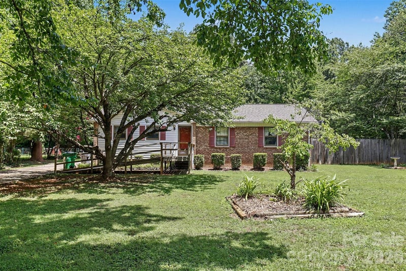 821 Ferrell Ave, Charlotte, NC 28216