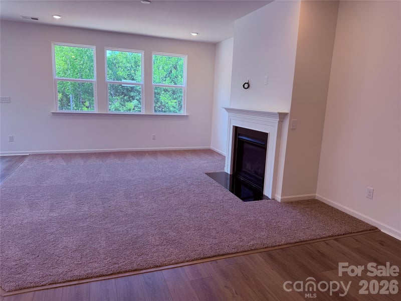 1916 Berksdale Ct, Denver, NC 28037