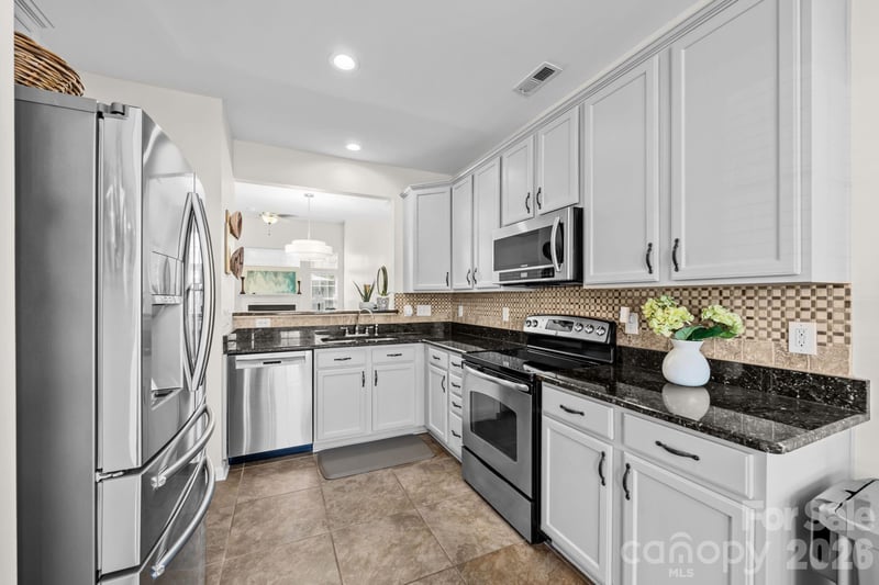608 Bayou Cir, Clover, SC 29710