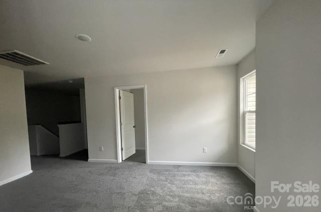 5146 Mark Dr, Hickory, NC 28601