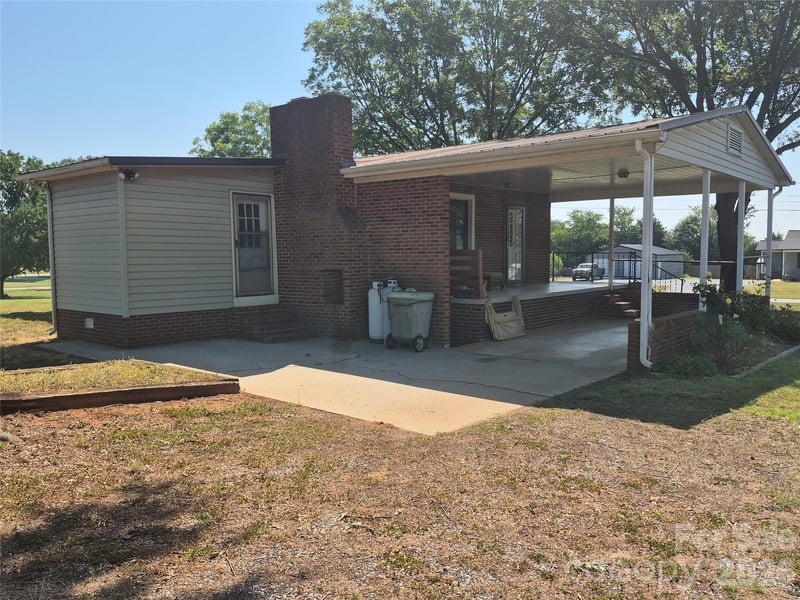 1267 Howards Creek Mill Rd, Vale, NC 28168