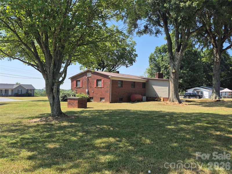 1267 Howards Creek Mill Rd, Vale, NC 28168