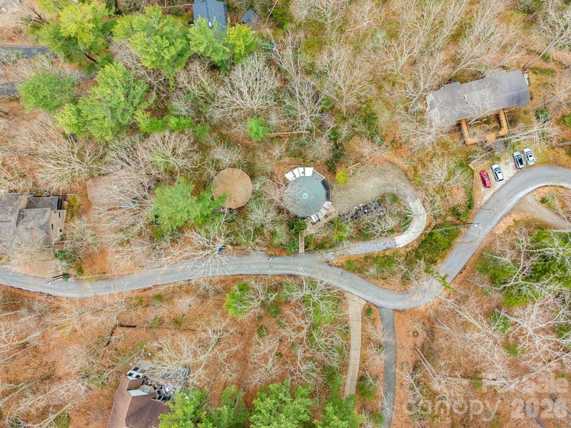 99999 Sunset Dr, Asheville, NC 28804